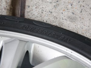 2012款1.5L 手动舒适版 细节外观