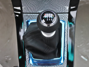2012款1.5TI 手动舒适版 中控区