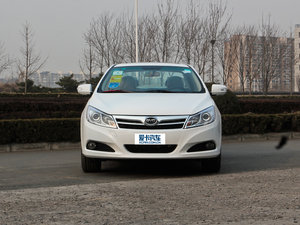 2012款1.5L 手动豪华版 正前