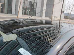 2012款1.0L 手动悦酷版 车顶