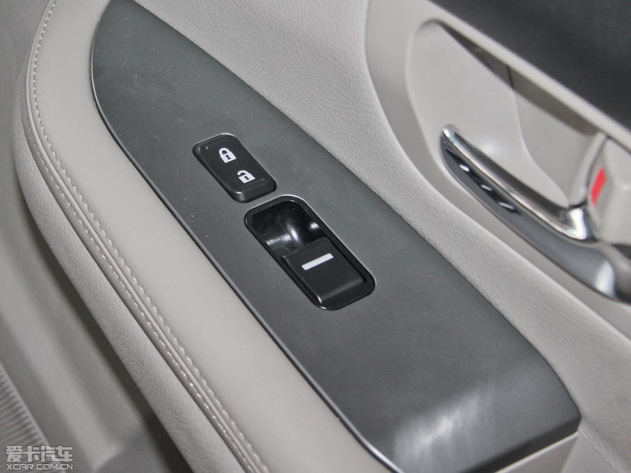 2013ȁS6 Ő 2.0L քӾӢ