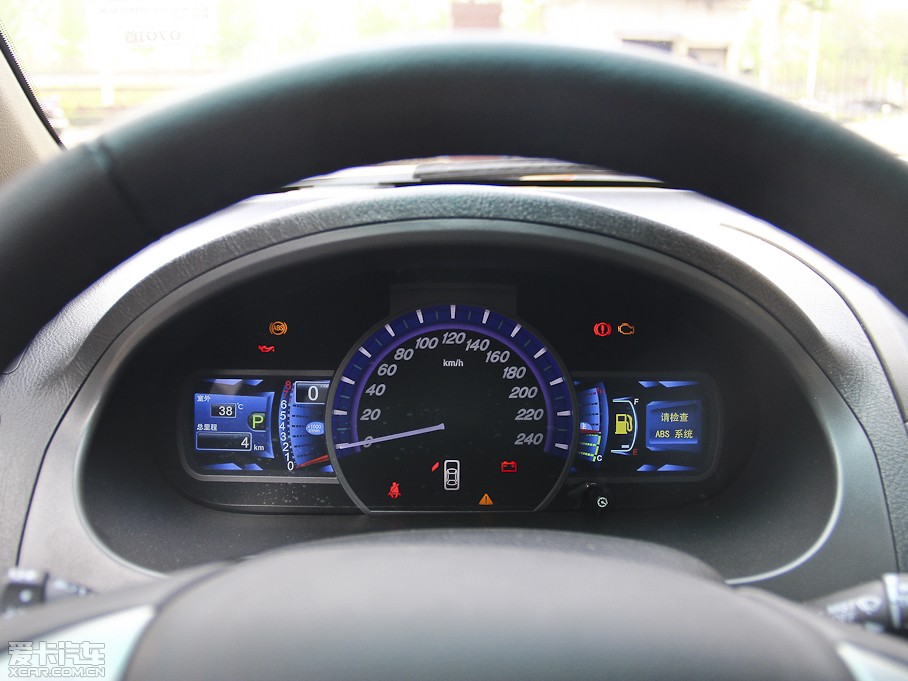 2013ȁS6 ׽ 2.4L ք(dng)Ӣ