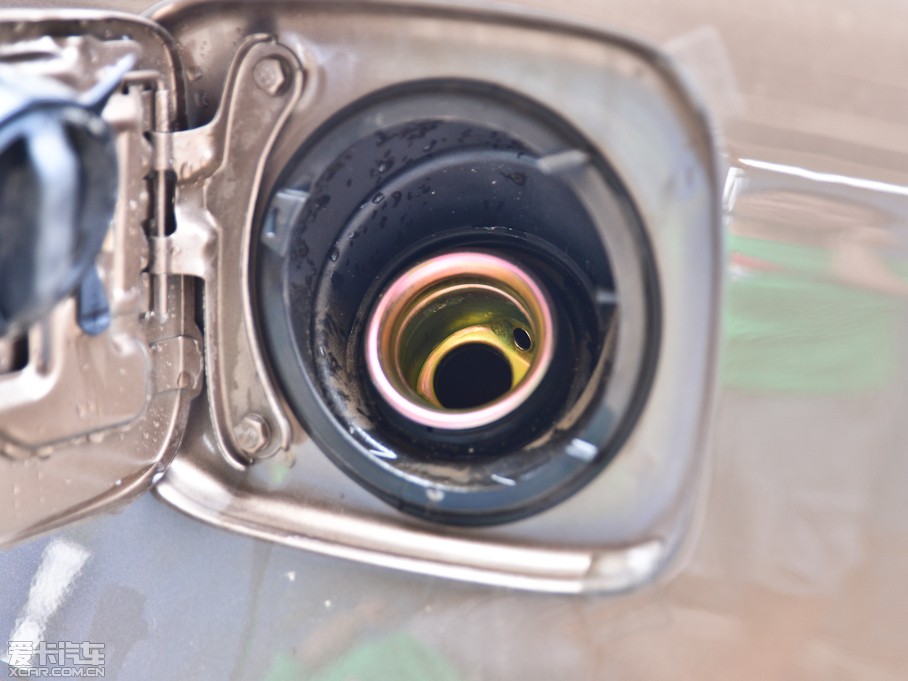 2013ȁS6 ׽ 2.0L ք(dng)Ӣ