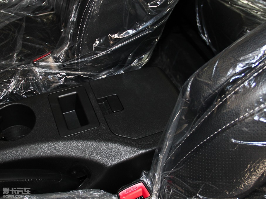 2013ȁS6 ׽ 2.0L քF