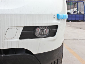 2013款2.4L 自动尊享版 前雾灯