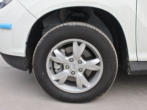 2013款2.4L 自动尊享版 轮圈