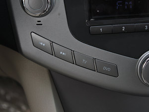 2013款2.4L 自动尊享版 中控区