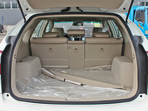 2013款2.4L 自动尊享版 行李厢空间