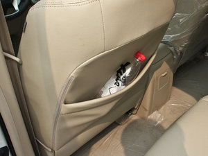2013款2.4L 自动尊享版 空间座椅