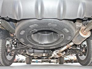 2013款2.0L 手动尊贵版 备胎