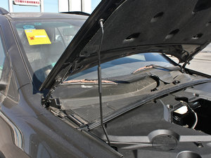2013款2.0L 手动尊贵版 其它