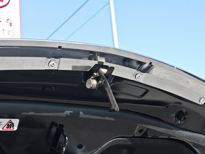 2013款2.0L 手动尊贵版 其它