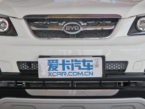 2013款劲悦版 2.0L 手动精英型 中网