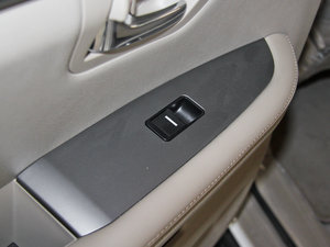 2013Ő 2.0L քӾӢ п؅^(q)