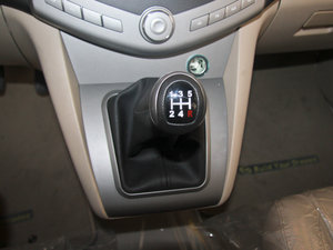 2013款劲悦版 2.0L 手动精英型 中控区