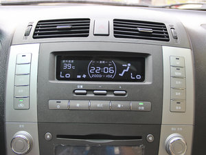 2013款白金版 2.4L 手动精英型 空调调节