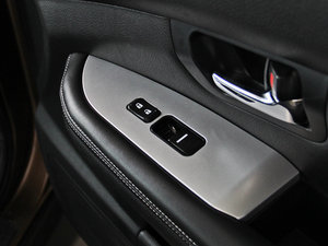 2013׽ 2.0L քF п؅^(q)