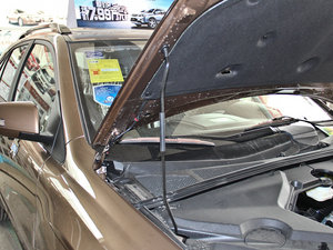 2013款白金版 2.0L 手动尊贵型 其它