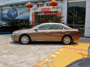 比亚迪汽车2013款比亚迪G6