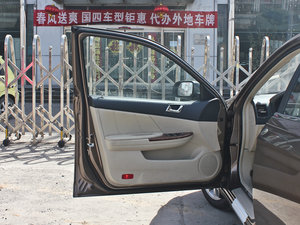 2013款1.5TI 手动尊贵版 驾驶位车门