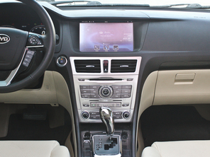 比亞迪汽車2013款思銳