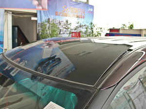 2013款2.4L 手动尊贵版 车顶