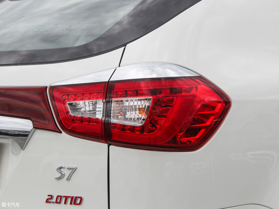 2015ȁS7  2.0TID 7Ş