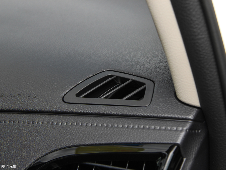 2015ȁS7  2.0TID 7Ş