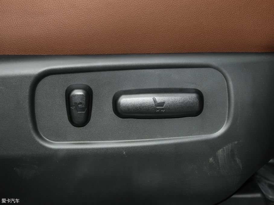 2015ȁS7  2.0TID 7Ş