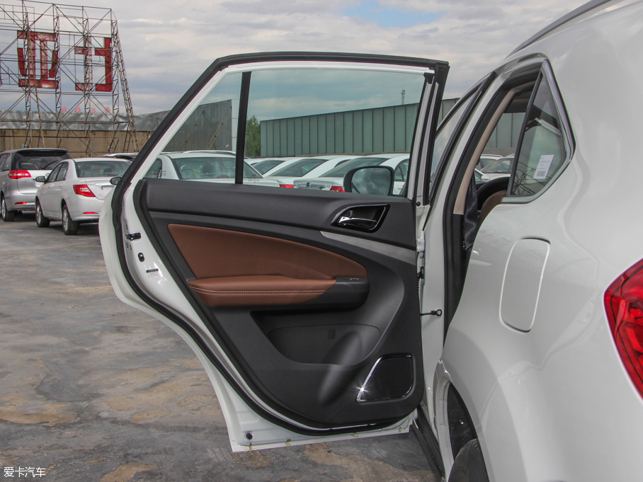 2015ȁS7  2.0TID 7Ş