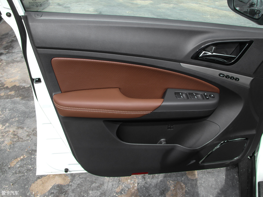 2015ȁS7  2.0TID 7Ş