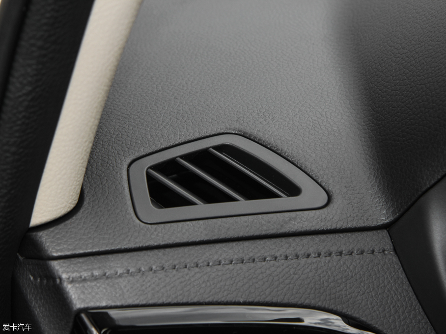 2015ȁS7 (j) 2.0TID 7Ş