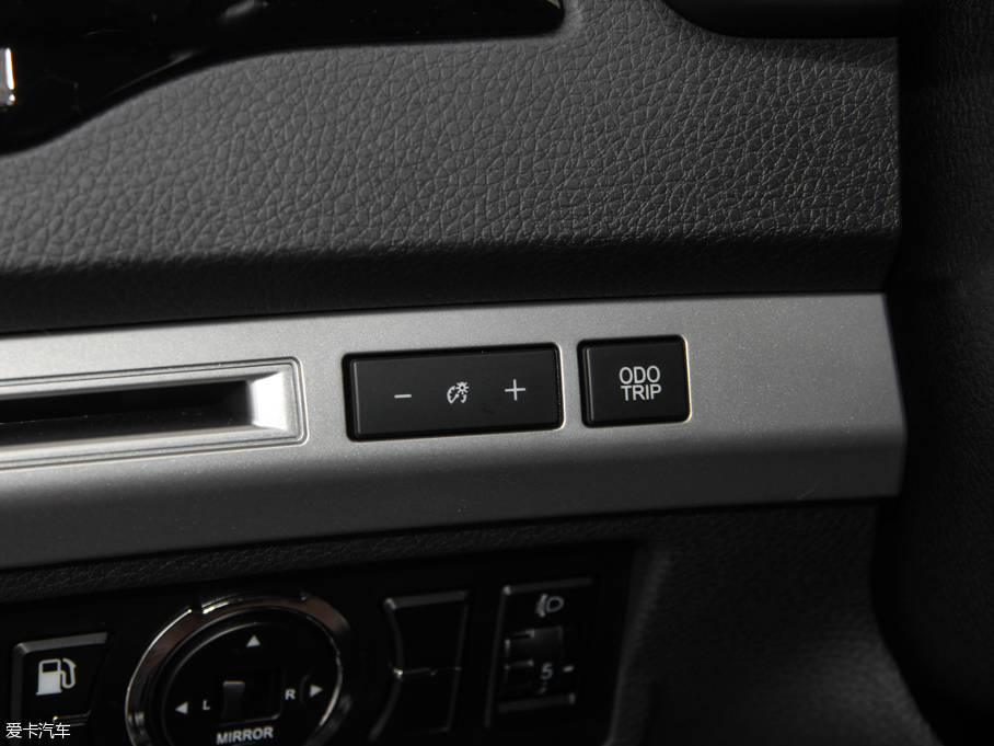 2015ȁS7  2.0TID 7Ş