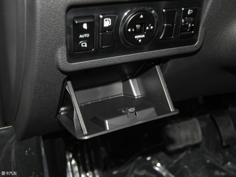 2015ȁS7  2.0TID 7Ş