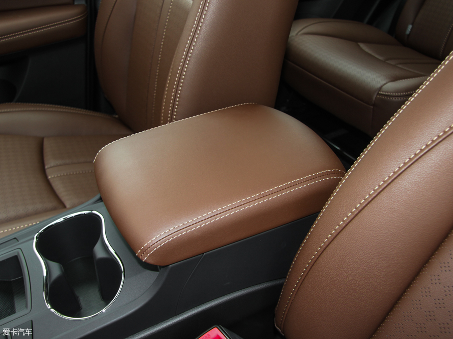 2015ȁS7 (j) 2.0TID 7Ş