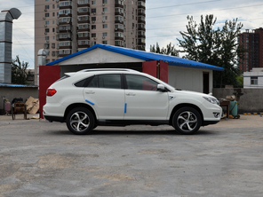 比亞迪汽車2015款比亞迪S7