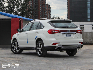 比亞迪汽車2015款比亞迪S7