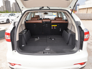 比亞迪汽車2015款比亞迪S7