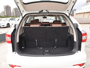 比亞迪汽車2015款比亞迪S7