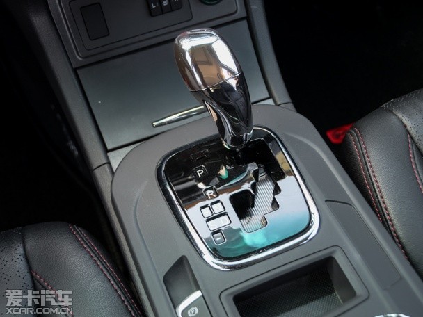 比亞迪汽車2015款比亞迪S7