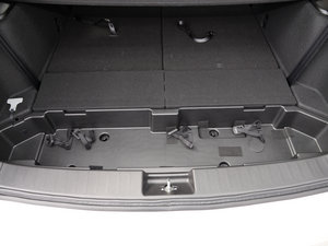 2015款升级版 2.0TID 7座尊贵型 其它
