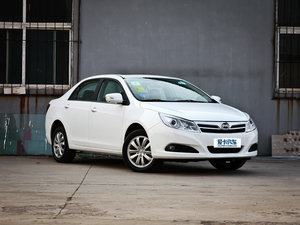 2013款1.5TI 手动尊贵版 整体外观