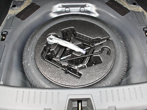 2014款1.5L 手动豪华版 备胎