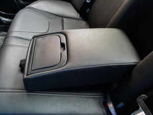 2014款1.5L 自动豪华版 空间座椅