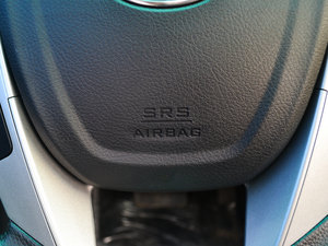 2014款1.5L 自动豪华版 中控区