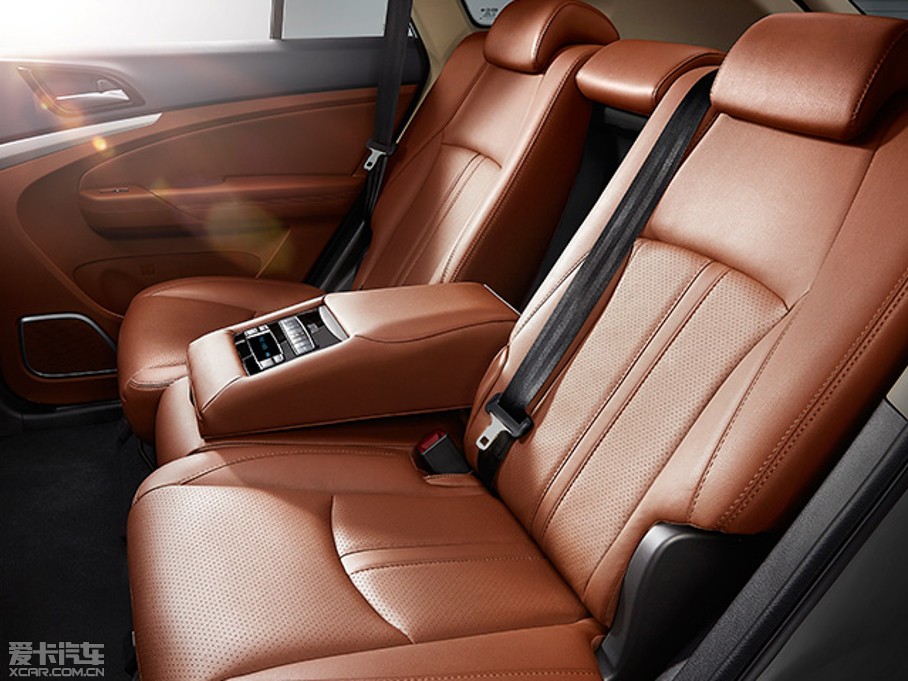 2015��������Դ 2.0T ��򌾫Ӣ��