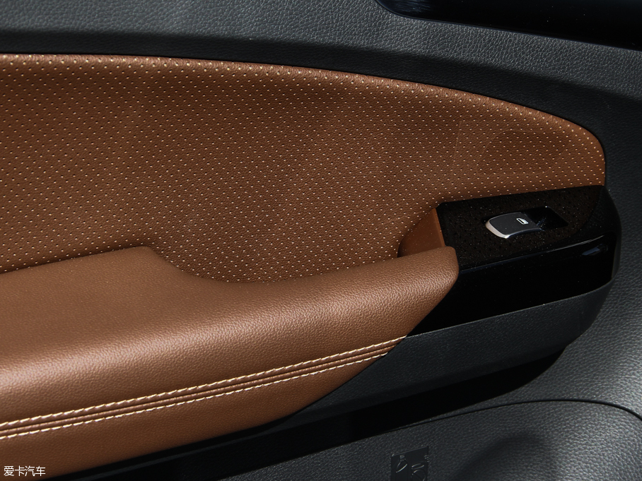 2015Դ 2.0T (q)F(ϰ)