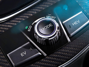 20152.0T (q)Ӣ п؅^(q)