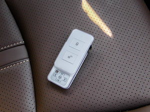 20152.0T (q)F(ϰ) ܇耳