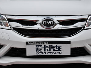2015款1.5L 自动豪华型 中网